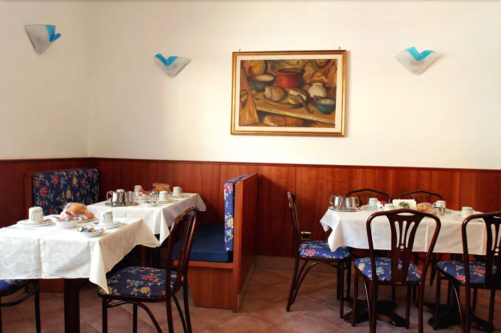 Albergo Carla 폰트 세인트 마르틴 외부 사진